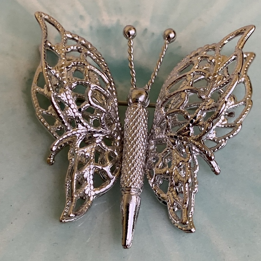 Monet | Vintage NWT Silver 3 D Butterfly Brooch Pin